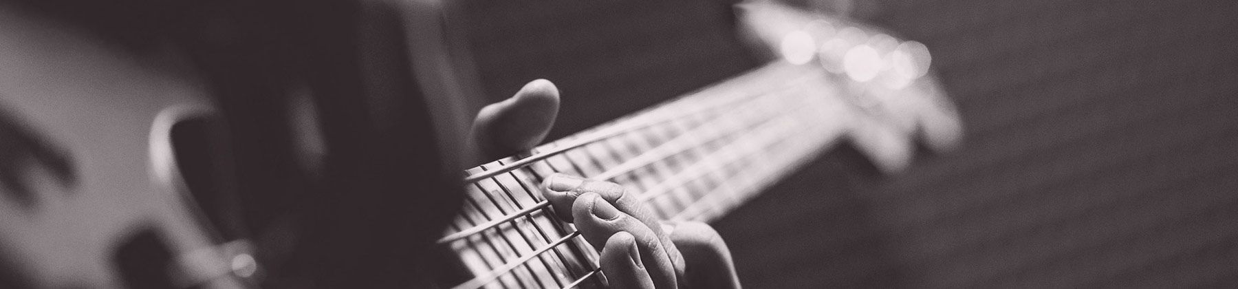 Bild "musikinstrumente-verleih:verleih-gitarren.jpg"